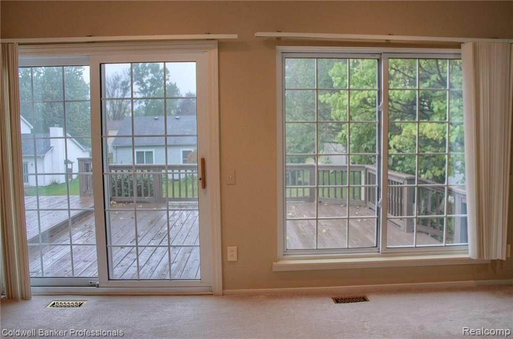 238 Parsons Lane Rochester, MI 48307 - Photo 14 of 30