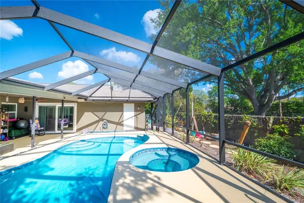 $719,900 | 14009 Middleton Way, Tampa, FL 33624