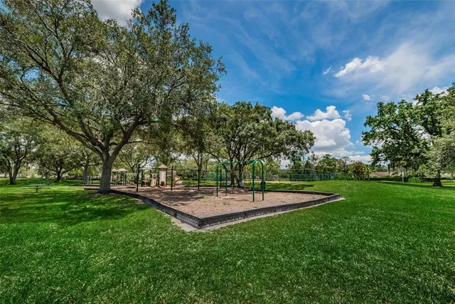 a view of a tennis court