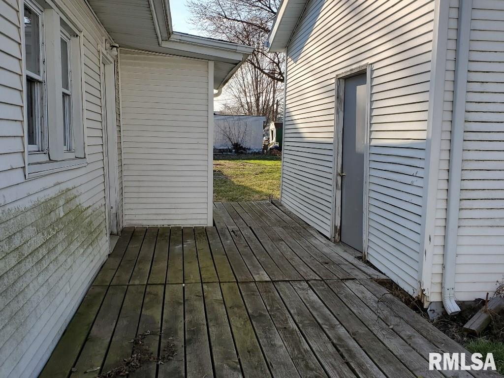 827 East Maple Street Canton, IL 61520 - Photo 26 of 33 Gallery Image 26