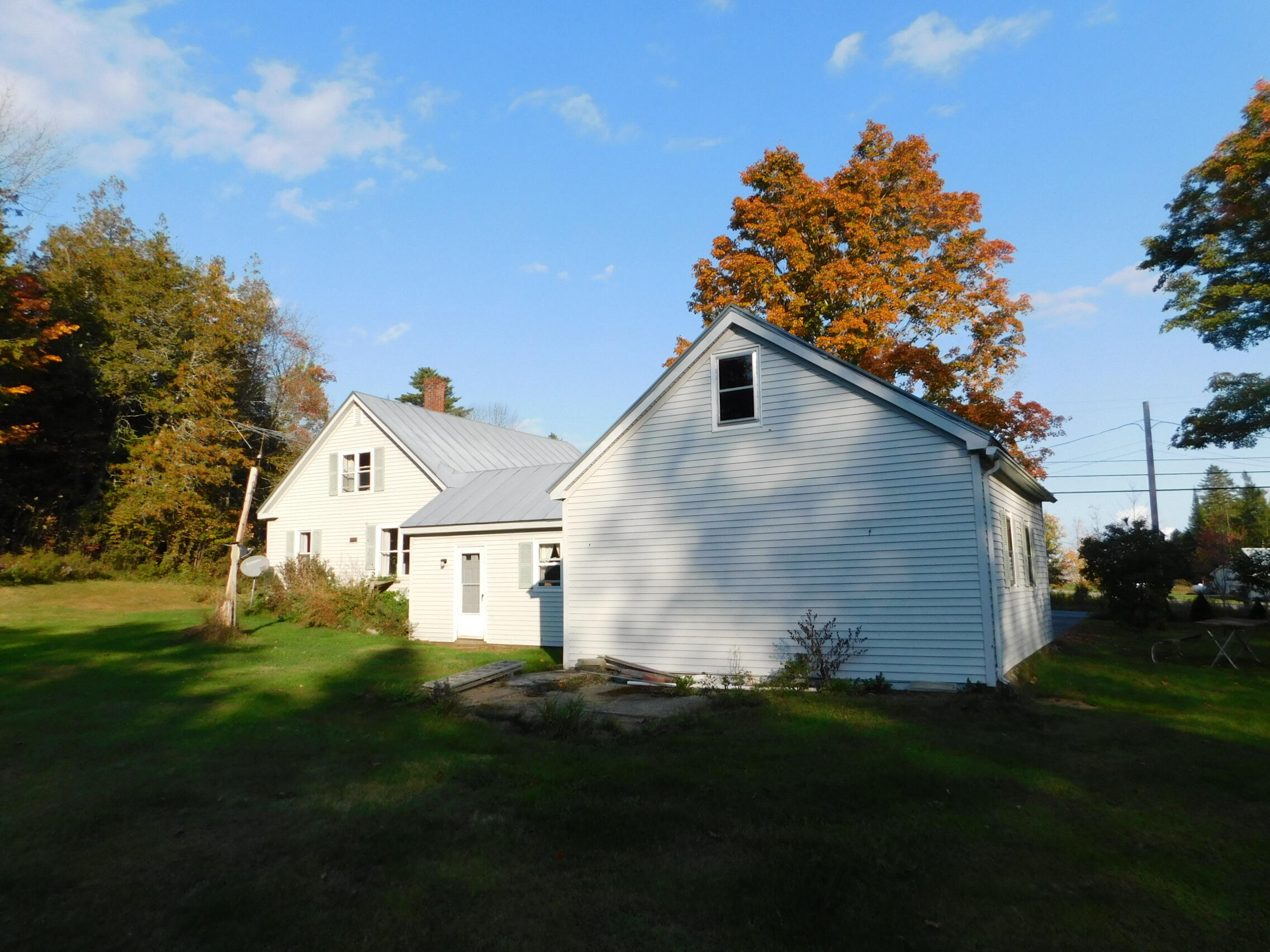 774 Thurston Hill Road Madison, ME 04950 - Photo 4 of 42 DSCN2102
