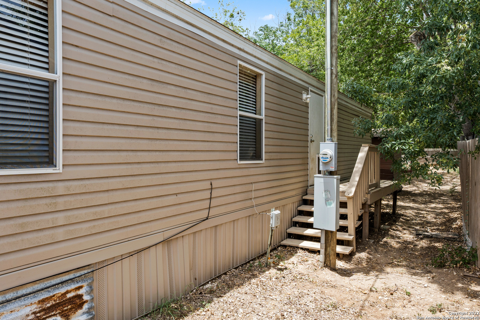 311 North Reed Street Pleasanton, TX 78064 - Photo 25 of 33
