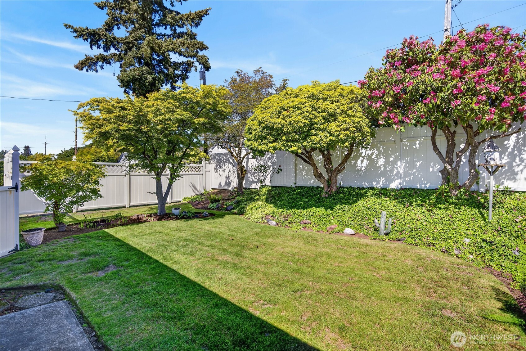 901 Rucker Avenue Everett, WA 98201 - Photo 16 of 40
