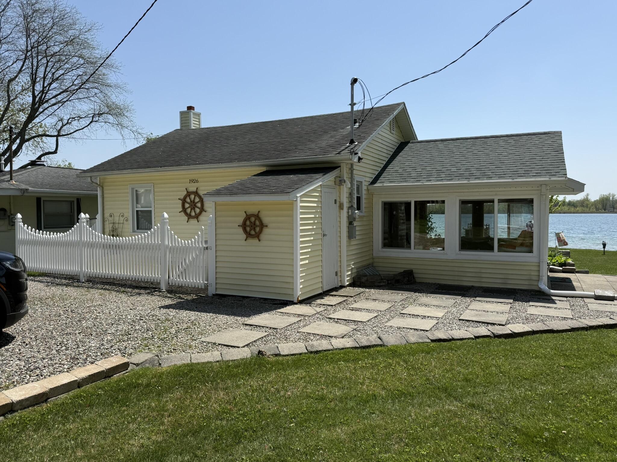 1926 Cooper Road Quincy, MI 49082 - Photo 4 of 23 1926 Cooper (19)