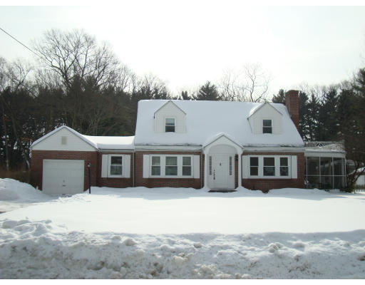 43 Acrebrook Road Springfield, MA 01129 - Photo 1 of 9