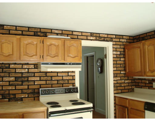 43 Acrebrook Road Springfield, MA 01129 - Photo 5 of 9