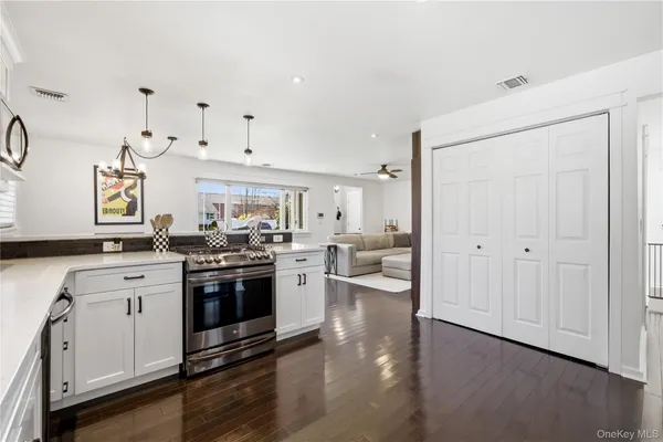 $649,500 | 11 Grand Central Avenue, Amityville, NY 11701