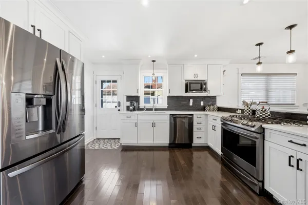 $649,500 | 11 Grand Central Avenue, Amityville, NY 11701