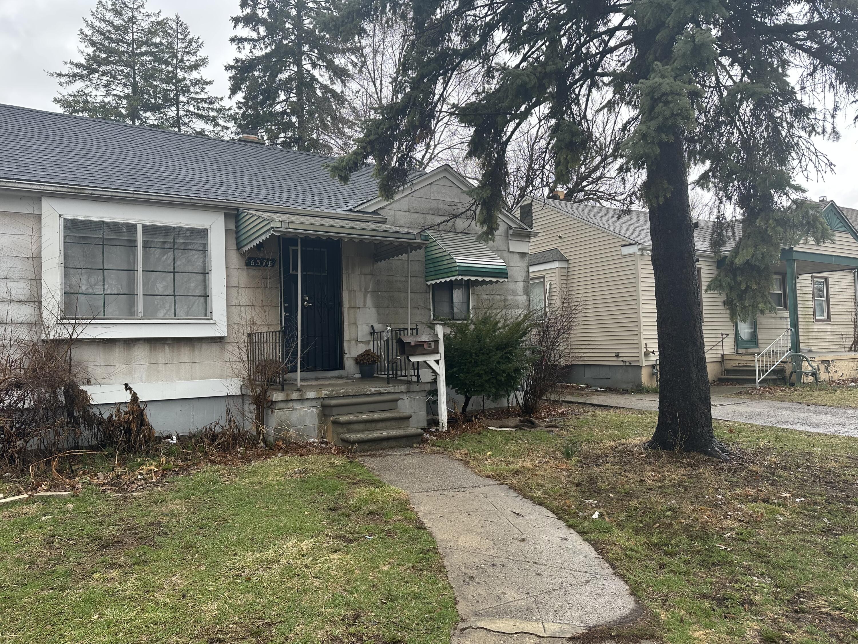 6375 Rutland Street Detroit, MI 48228 - Photo 2 of 7 IMG_1284