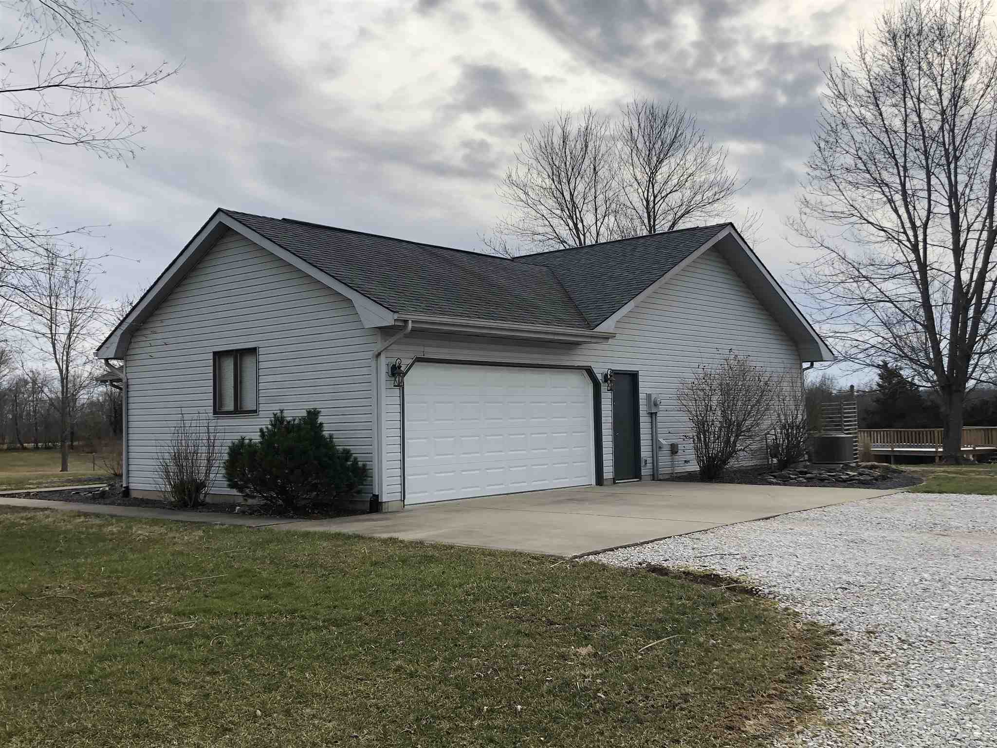 1517 South Meridian Road Mitchell, IN 47446 - Photo 6 of 35