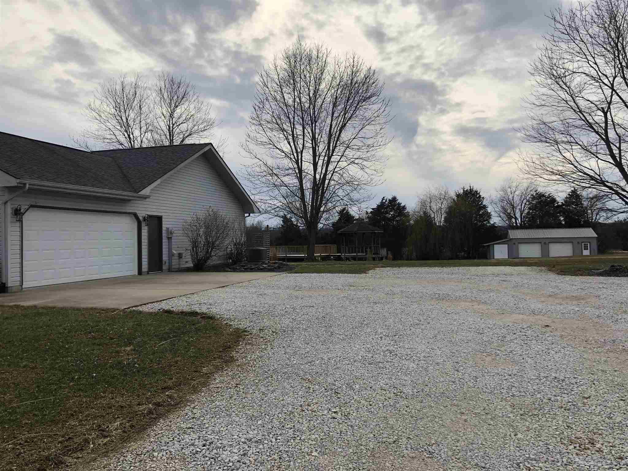 1517 South Meridian Road Mitchell, IN 47446 - Photo 7 of 35