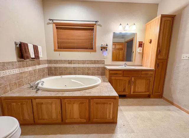 $349,900 | N194 Eastowne Lane, Appleton, WI 54915