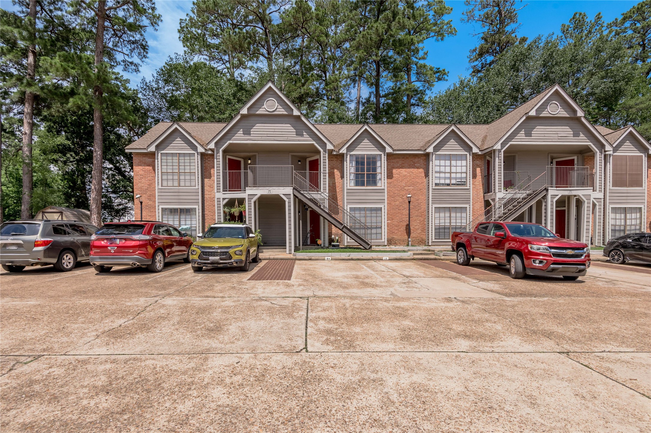 2402 Sycamore Avenue, Unit D6 Huntsville, TX 77340 - Photo 1 of 50