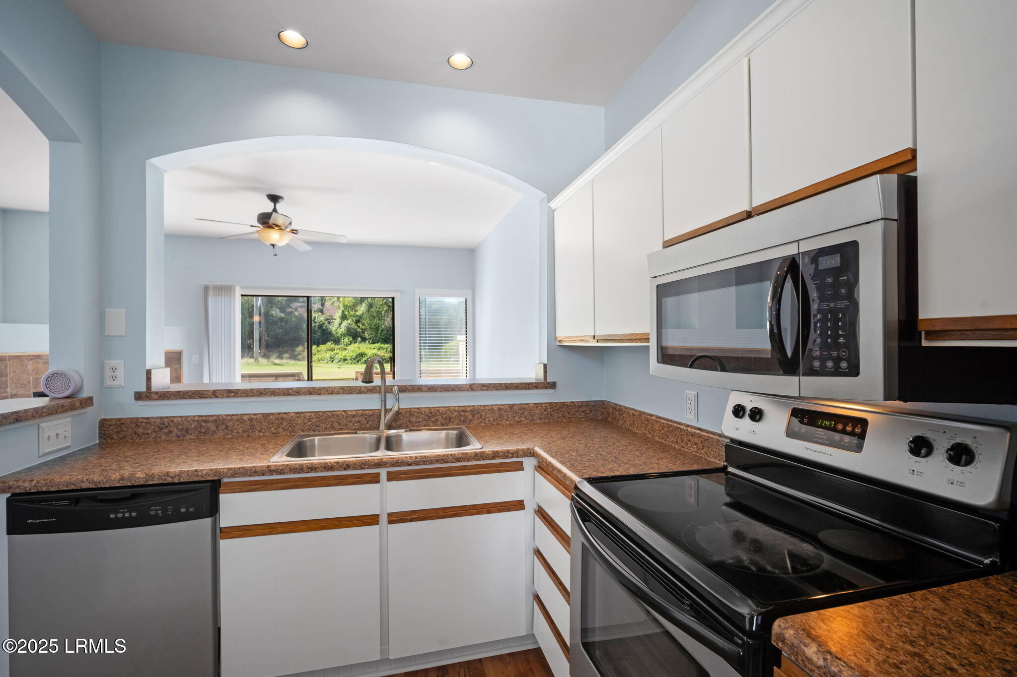 5 Gumtree Road, Unit F6 Hilton Head Island, SC 29926 - Photo 15 of 47 16-web-or-mls-DSC03305