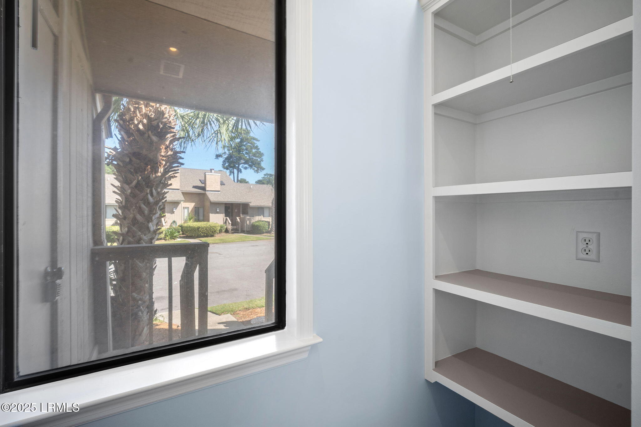 5 Gumtree Road, Unit F6 Hilton Head Island, SC 29926 - Photo 16 of 47 17-web-or-mls-DSC03310