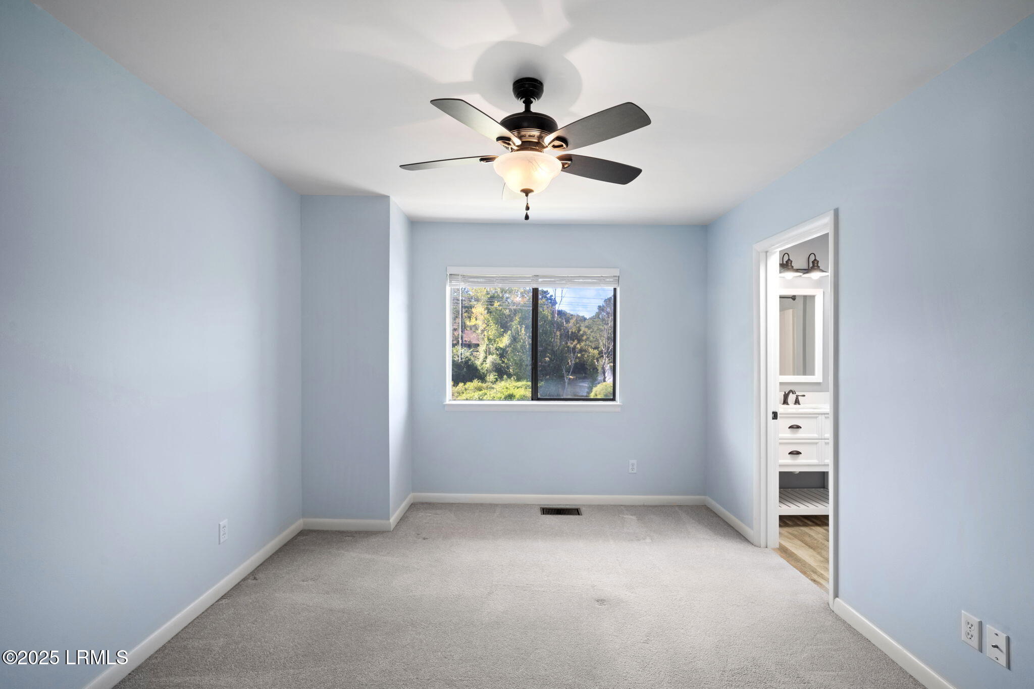 5 Gumtree Road, Unit F6 Hilton Head Island, SC 29926 - Photo 24 of 47 25-web-or-mls-DSC03355