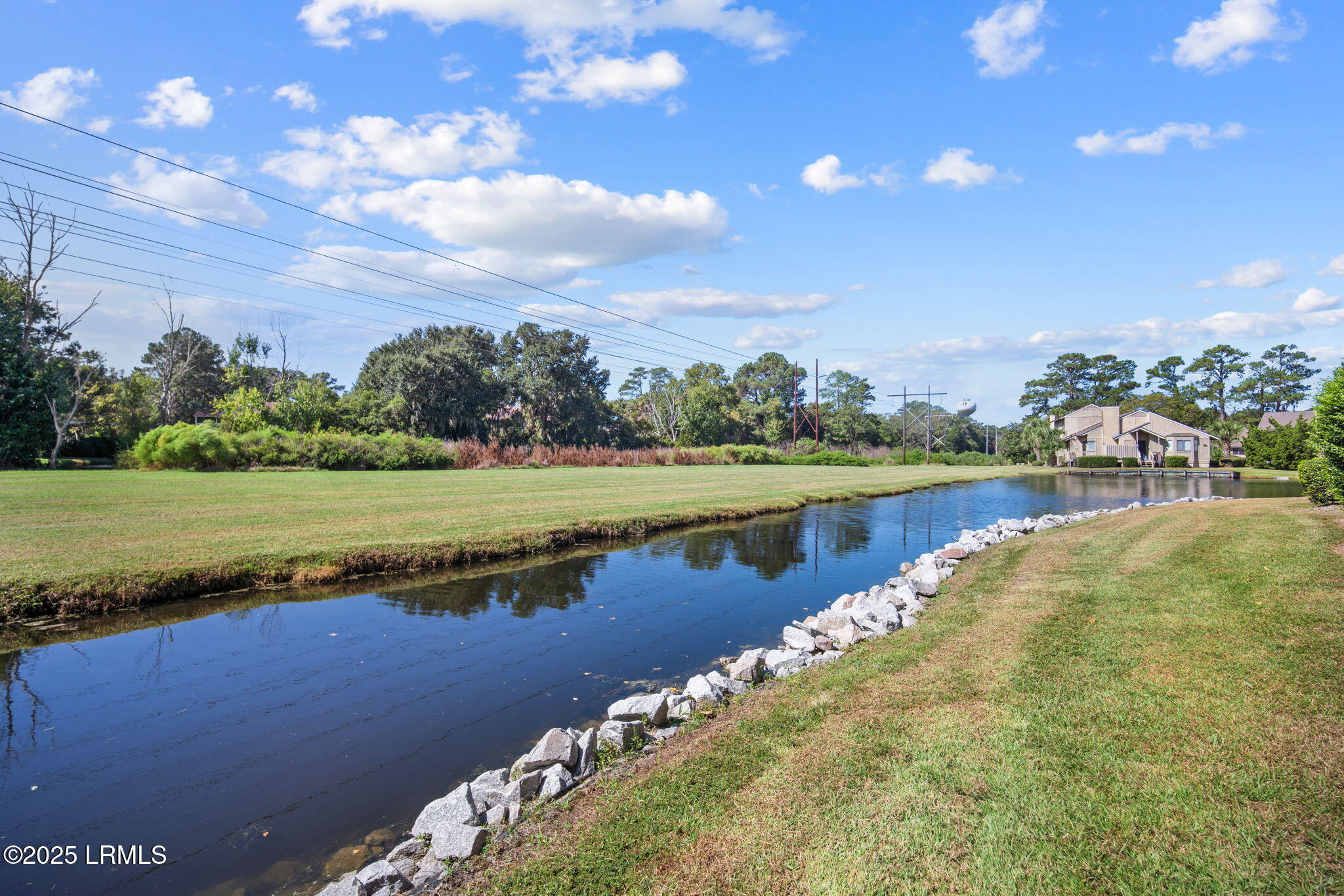 5 Gumtree Road, Unit F6 Hilton Head Island, SC 29926 - Photo 38 of 47 38-web-or-mls-DSC03424