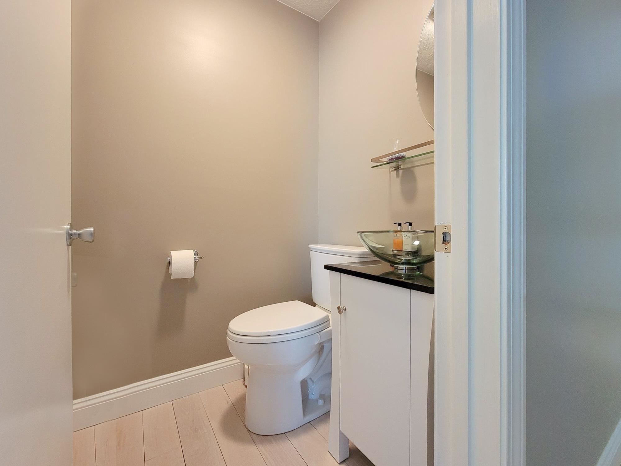 31 Country Hill Road Nashua, NH 03063 - Photo 15 of 28 Gallery Image 15