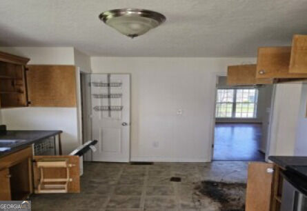 1504 Rockview Circle Weaver, AL 36277 - Photo 5 of 9 Gallery Image 5