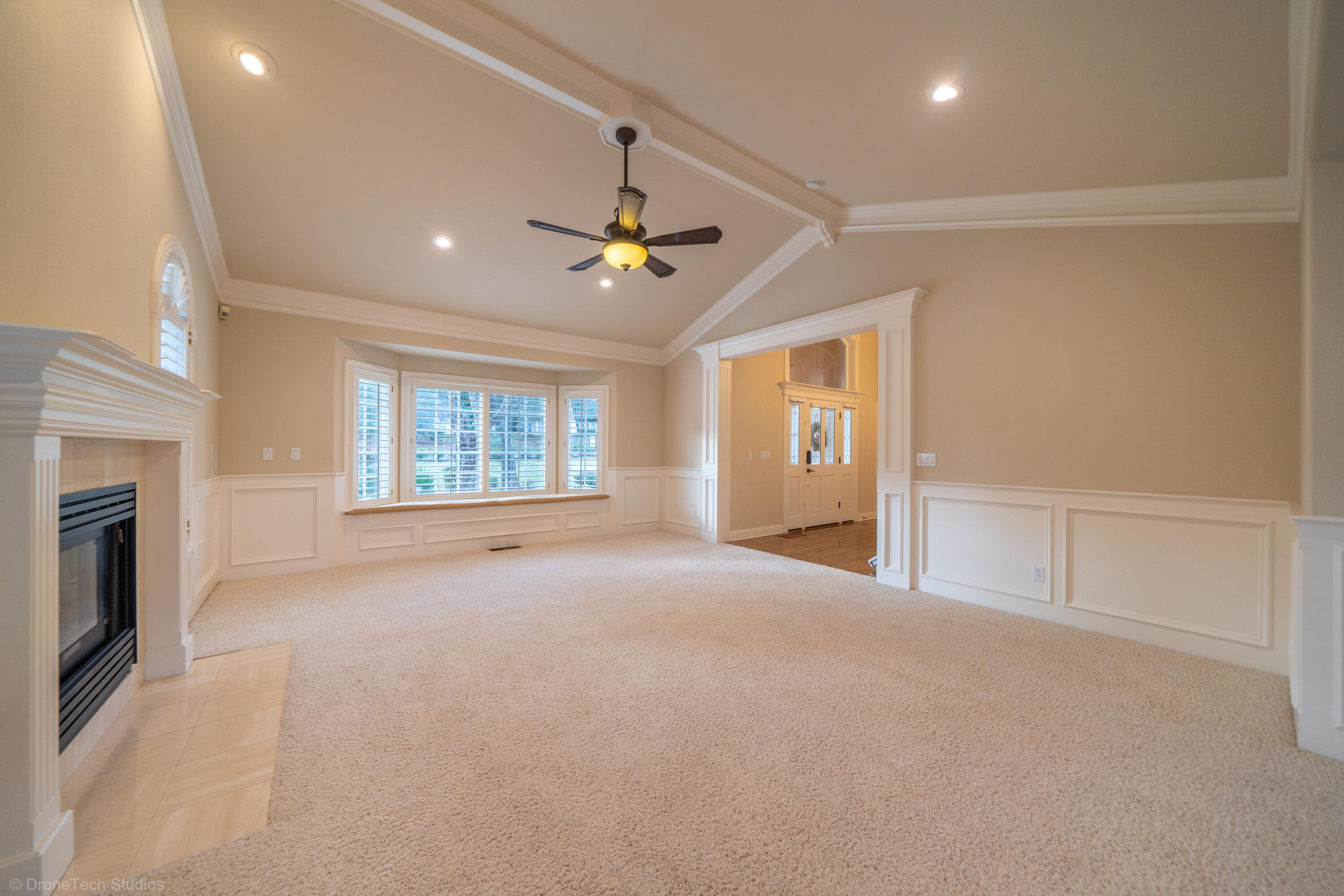 13335 Tierra Heights Road Redding, CA 96003 - Photo 31 of 72 New Recessed Lights