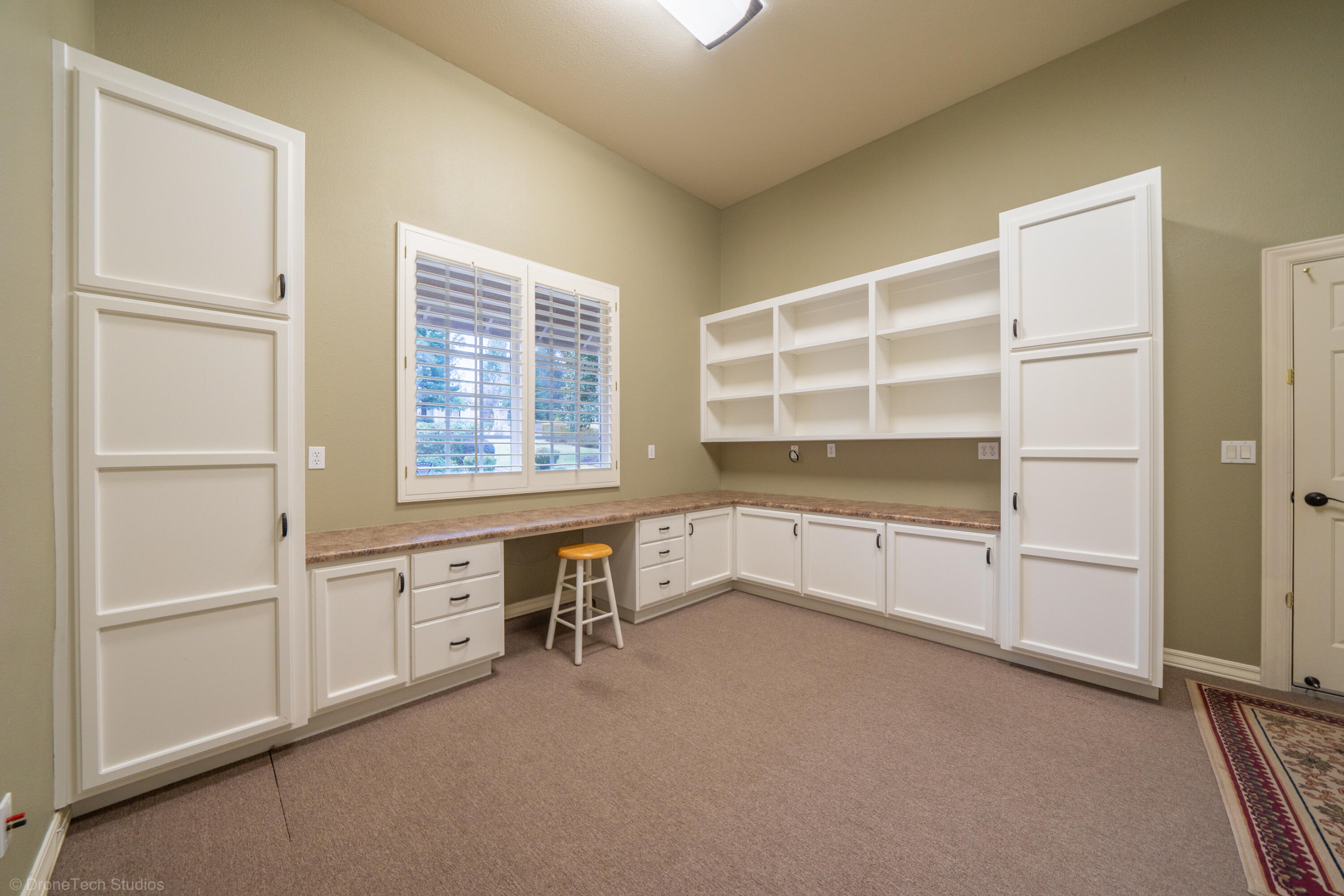 13335 Tierra Heights Road Redding, CA 96003 - Photo 46 of 72 Suite 5/Office/Hobby