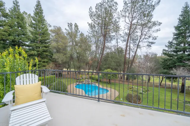 $995,000 | 13335 Tierra Heights Road, Redding, CA 96003