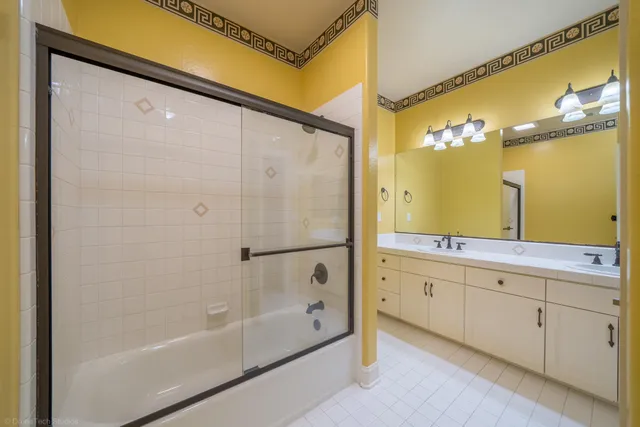 $995,000 | 13335 Tierra Heights Road, Redding, CA 96003