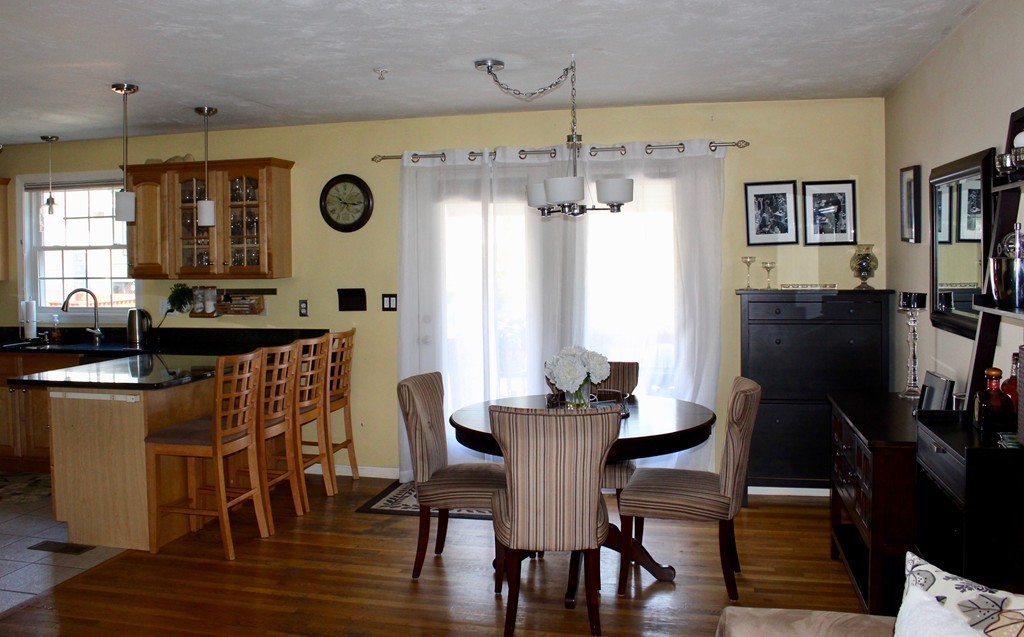 10 Bayfield Road, Unit 3 Quincy, MA 02171 - Photo 4 of 18 Gallery Image 4