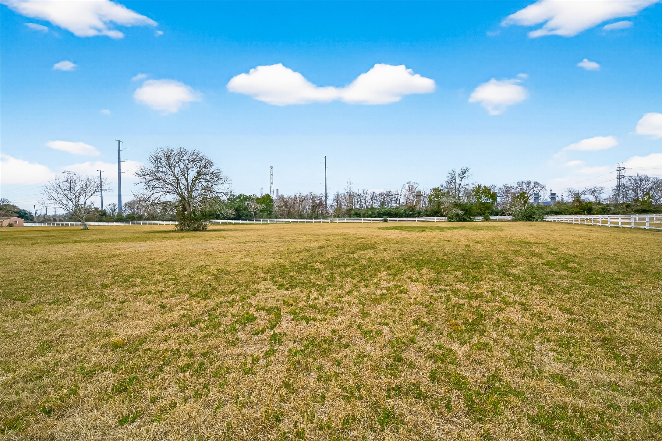 0 Las Botas Richmond, TX 77469 - Photo 10 of 26 a view of a large pool with an ocean view