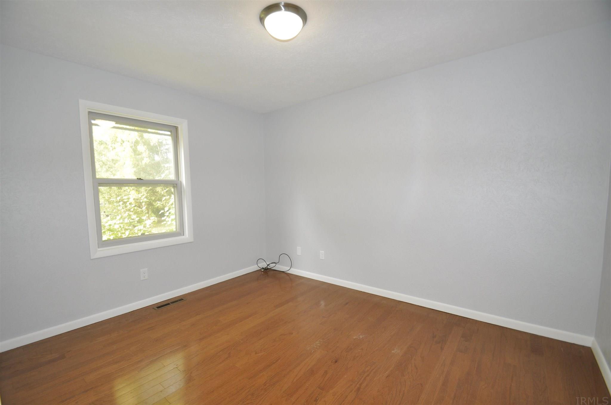 52965 Emmons Road South Bend, IN 46637 - Photo 11 of 27 Gallery Image 11