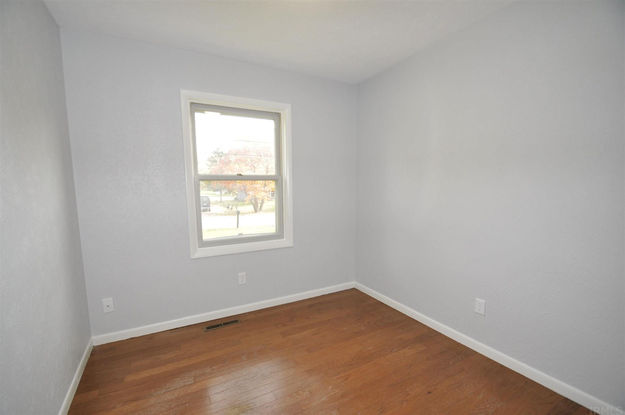 52965 Emmons Road South Bend, IN 46637 - Photo 15 of 27 Gallery Image 15