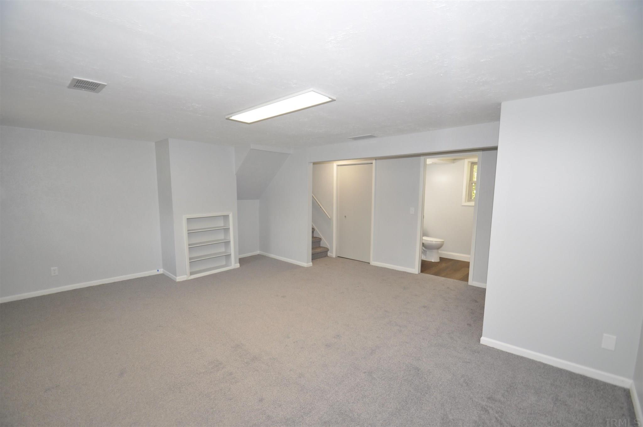 52965 Emmons Road South Bend, IN 46637 - Photo 20 of 27 Gallery Image 20