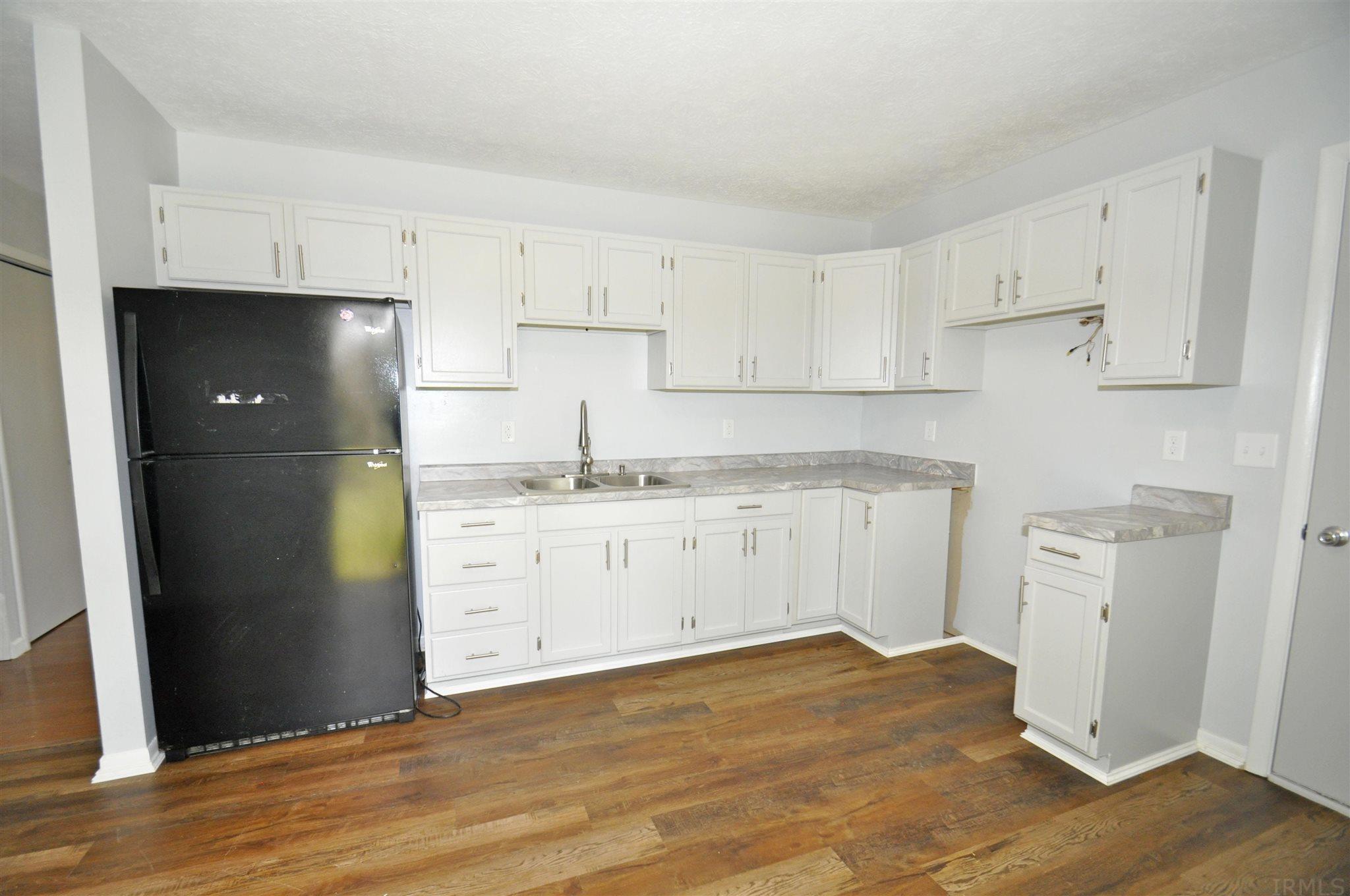 52965 Emmons Road South Bend, IN 46637 - Photo 9 of 27 Gallery Image 9