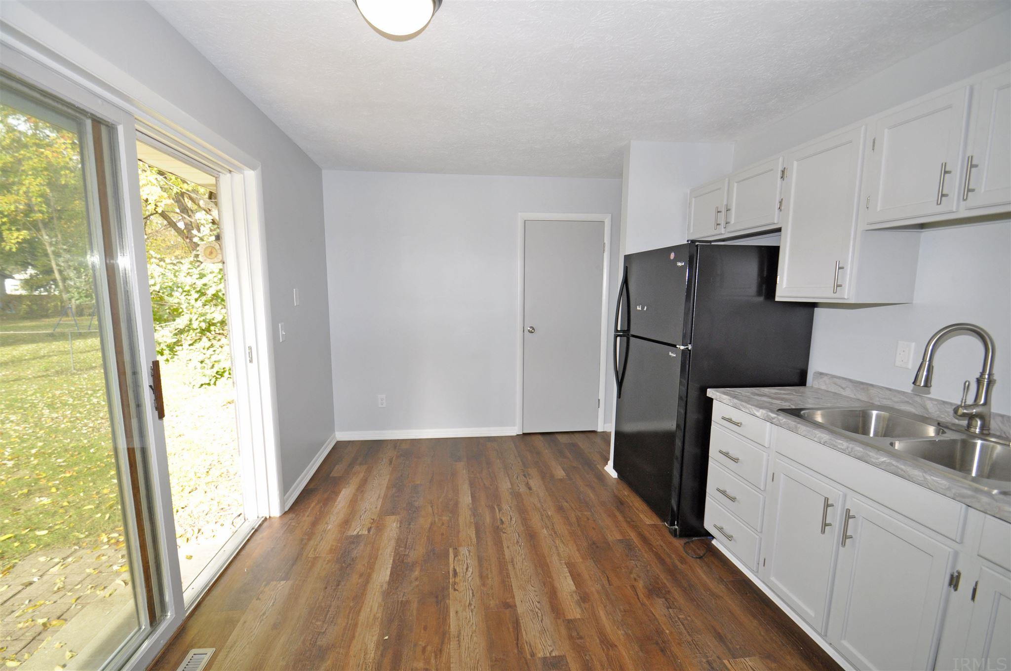 52965 Emmons Road South Bend, IN 46637 - Photo 10 of 27 Gallery Image 10