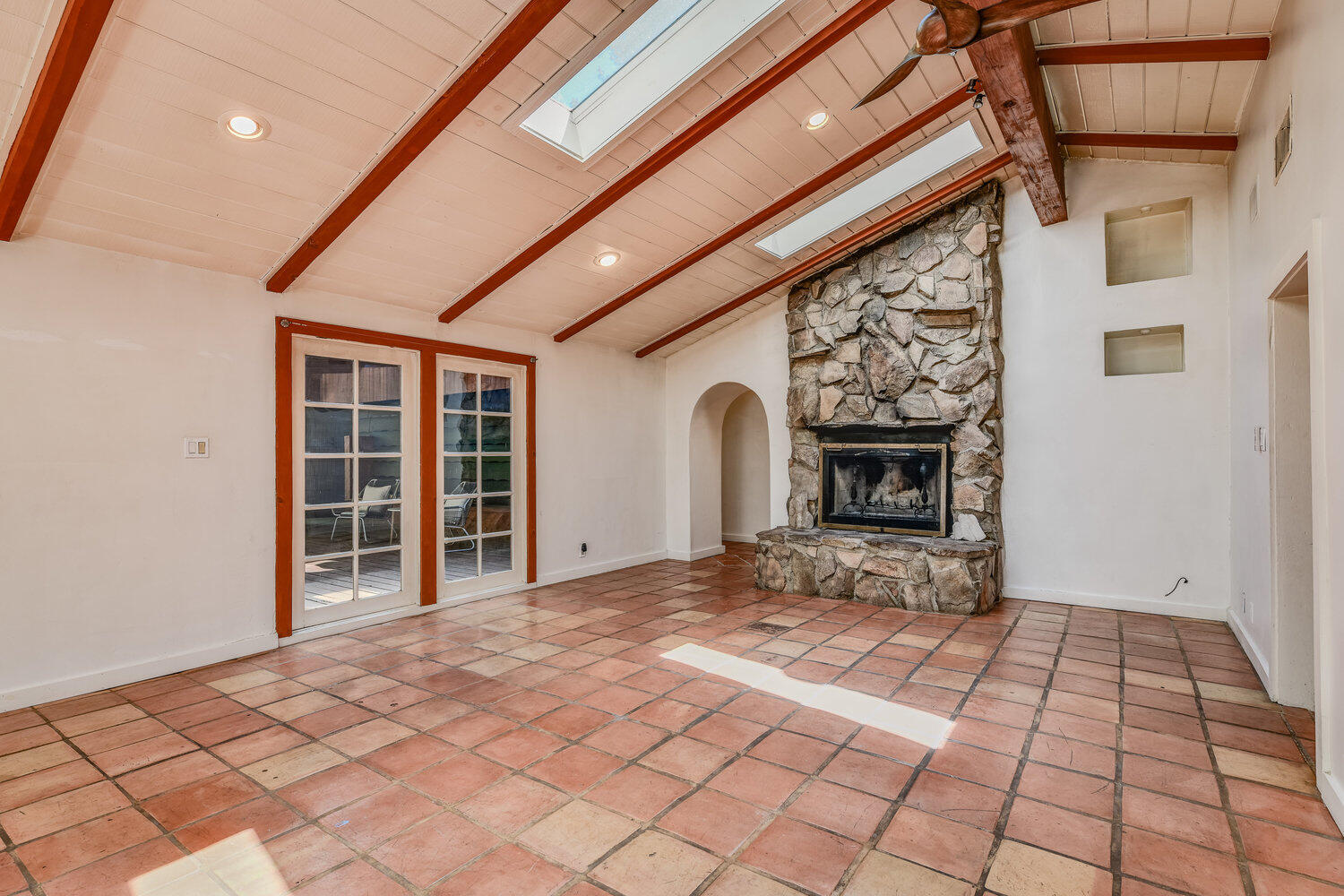 53155 Tollgate Road Idyllwild, CA 92549 - Photo 20 of 50 020_020_250710_53155_tollgate_road_final