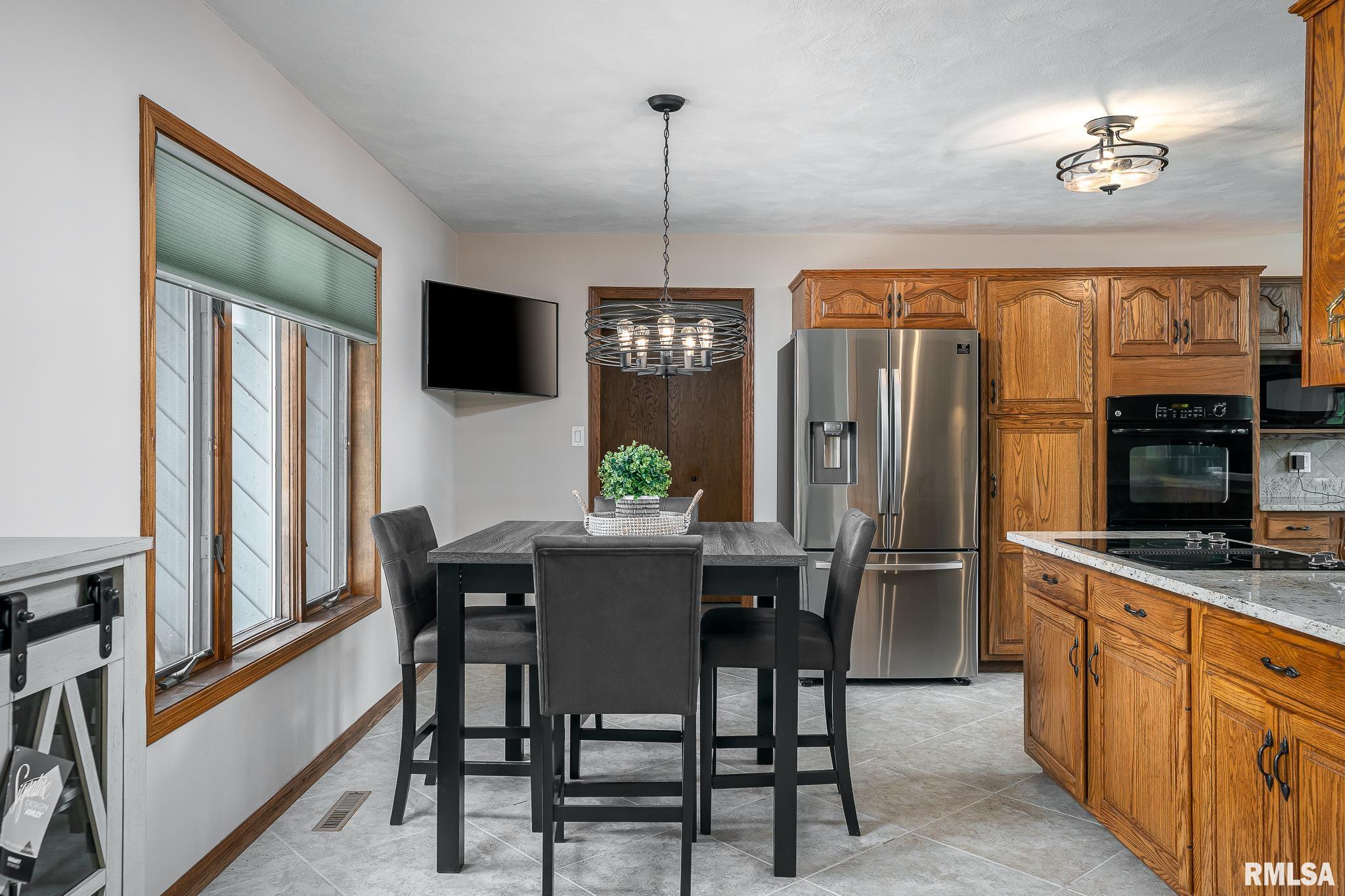 12122 Rte 84 North Port Byron, IL 61275 - Photo 6 of 29 Gallery Image 6