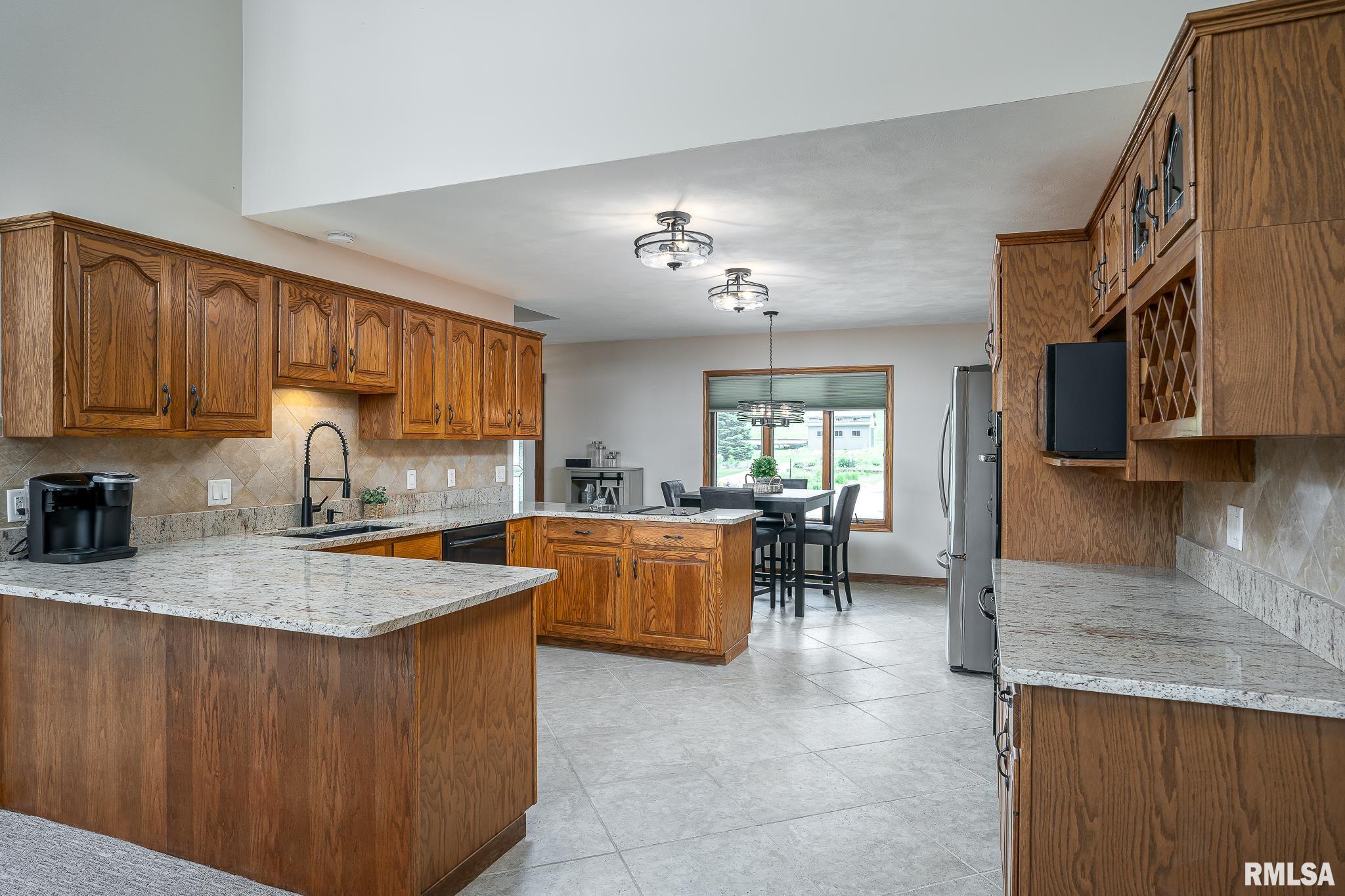 12122 Rte 84 North Port Byron, IL 61275 - Photo 7 of 29 Gallery Image 7