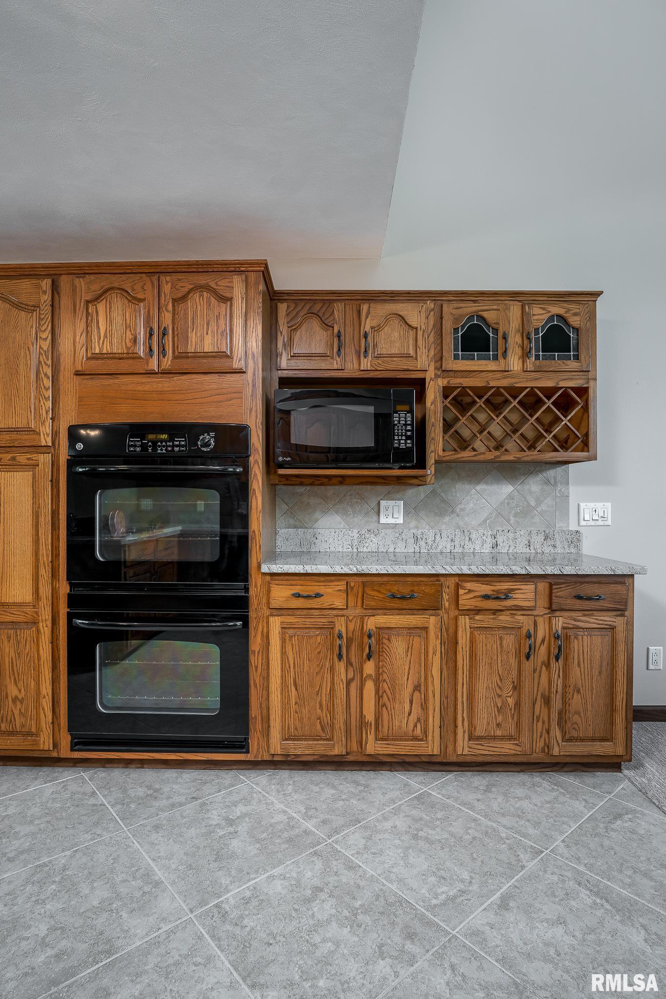 12122 Rte 84 North Port Byron, IL 61275 - Photo 9 of 29 Gallery Image 9