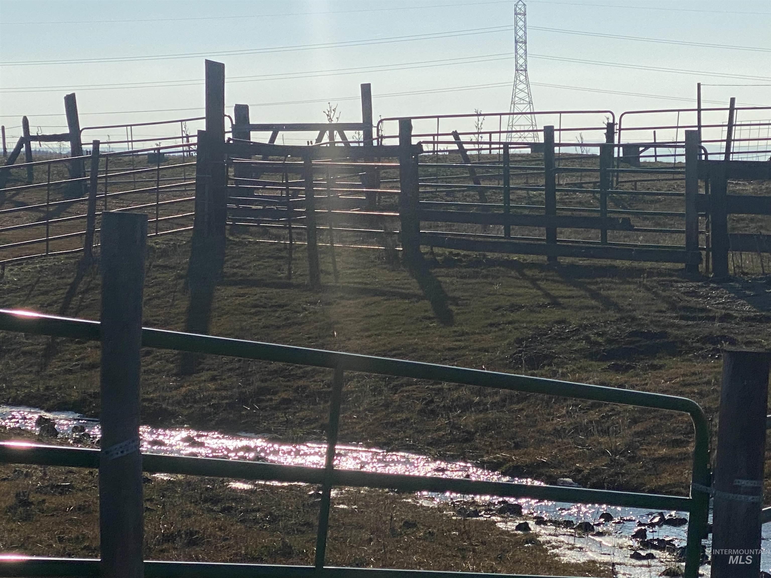 1691 North Crane Creek Road Midvale, ID 83645 - Photo 17 of 17 View of gate