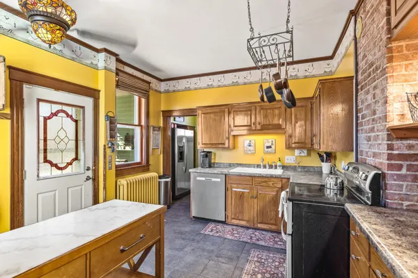 $468,000 | 930 3rd Avenue, Eau Claire, WI 54703