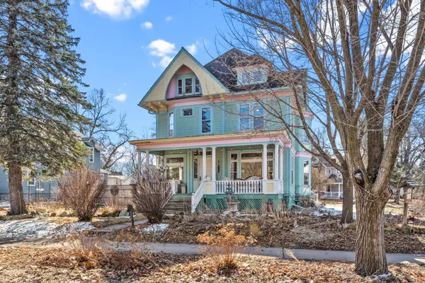 $468,000 | 930 3rd Avenue, Eau Claire, WI 54703