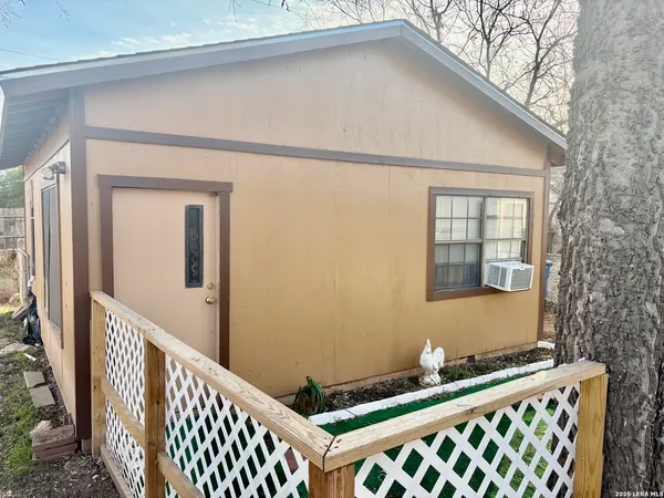 $900 | 3722 Electra Drive, San Antonio, TX 78218