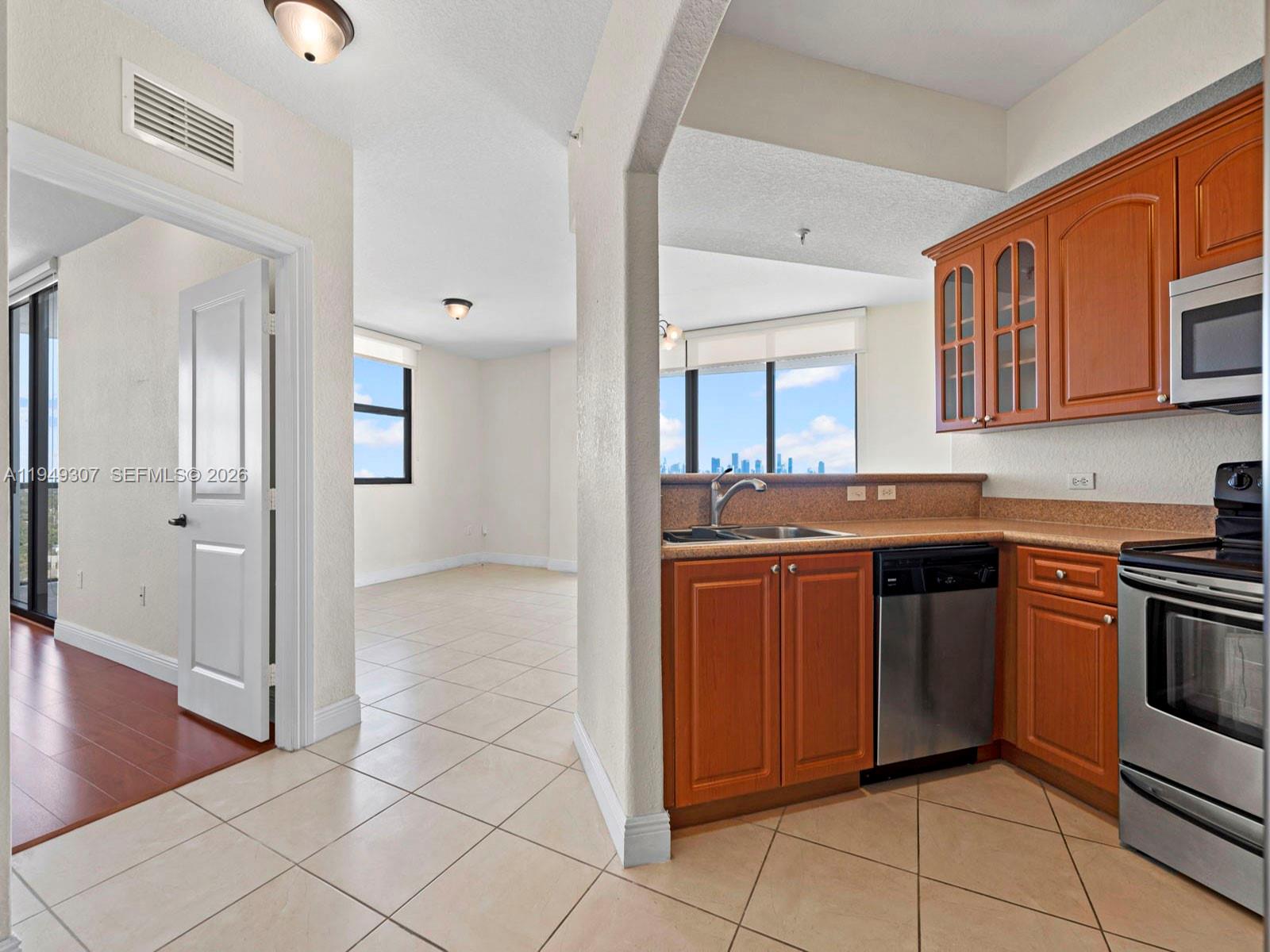 2301 Southwest 27th Avenue, Unit 1403 Miami, FL 33145 - Photo 6 of 53