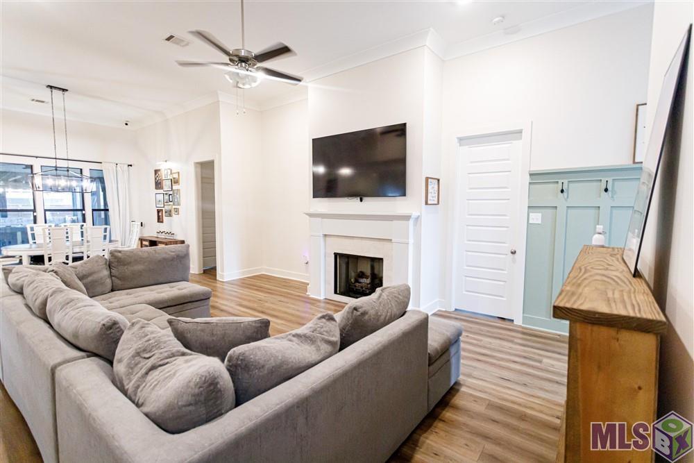 13985 Highgrove Avenue Baton Rouge, LA 70818 - Photo 2 of 23