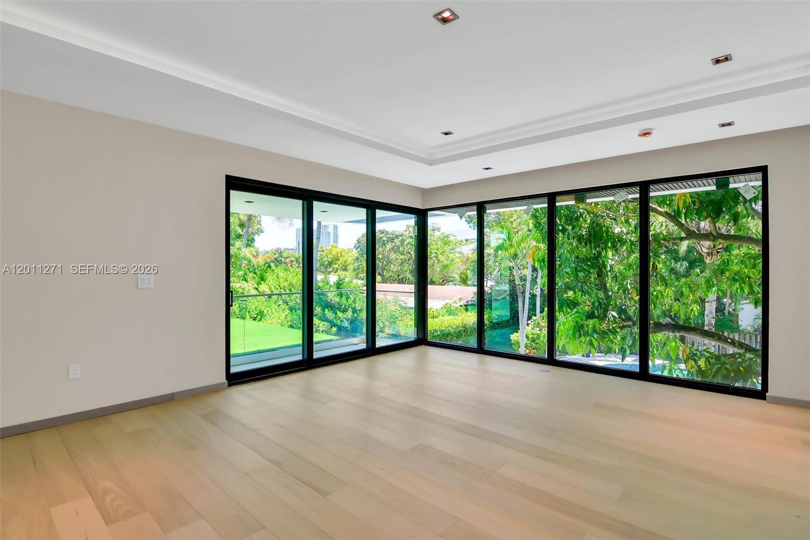 125 Southwest 29th Road Miami, FL 33129 - Photo 45 of 69