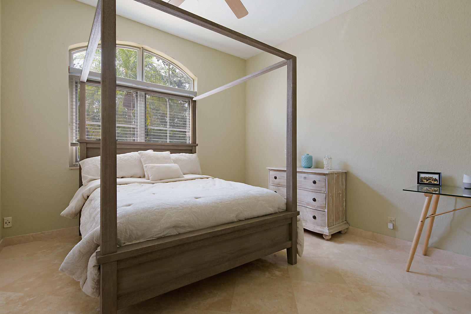 859 Southwest 18th Street Boca Raton, FL 33486 - Photo 19 of 22 20_859_SW_18th_St__20_of_23_mls