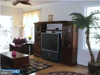 202 Hanover Road Phoenixville, PA 19460 - Photo 4 of 12 Great Room
