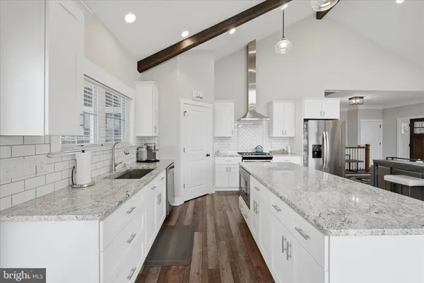 $724,900 | 504 Sleigh Drive, Cross Junction, VA 22625