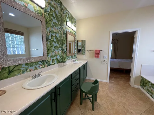 $2,420 | 2412 Ozark Plateau Drive, Henderson, NV 89044