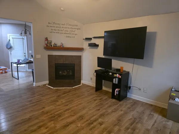 $199,900 | 1133 Justine Drive, Kankakee, IL 60901